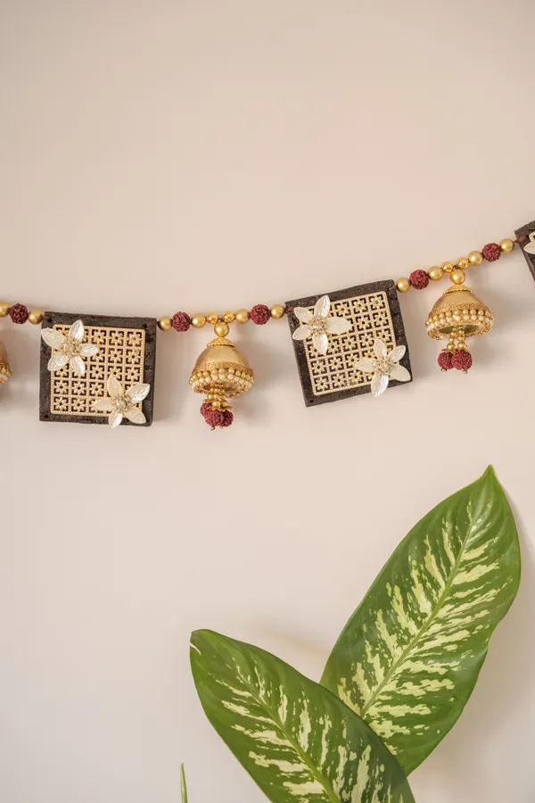 Luxury_48-Inch_Toran_|_Gold_Plated__Door_Hanging_with_Cultural_Elegance