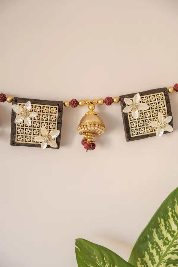 Luxury_48-Inch_Toran_|_Gold_Plated__Door_Hanging_with_Cultural_Elegance