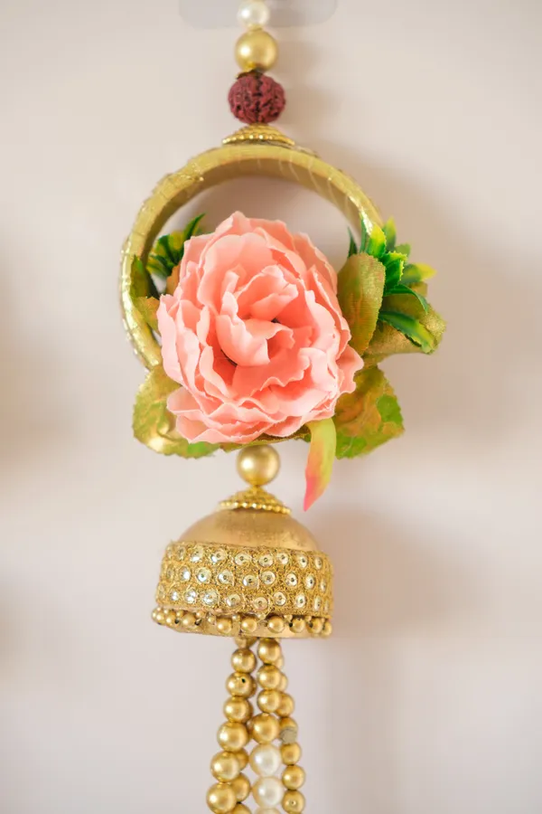 Traditional_Door_Hanging_|_Gold_Plated_Perfect_Housewarming_or_Wedding_Gift