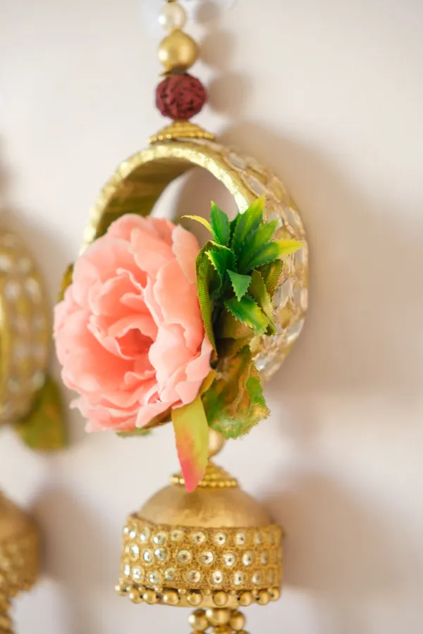 Traditional_Door_Hanging_|_Gold_Plated_Perfect_Housewarming_or_Wedding_Gift