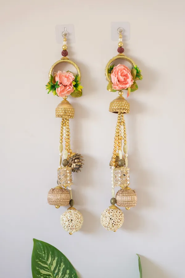 Traditional_Door_Hanging_|_Gold_Plated_Perfect_Housewarming_or_Wedding_Gift