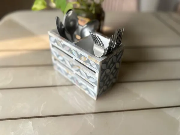 Ethereal_-_Mother_of_Pearl_-_Duo_Cutlery_Holder