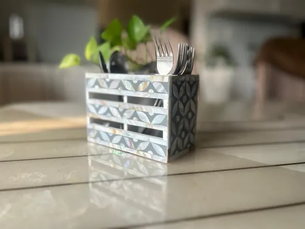 Ethereal_-_Mother_of_Pearl_-_Duo_Cutlery_Holder
