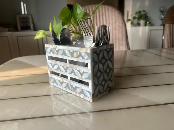 Ethereal_-_Mother_of_Pearl_-_Duo_Cutlery_Holder