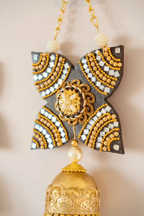 Exclusive_Door_Side_Hanging_|_Gold_Plated_Royal_Festive_Accent_for_Home_Entrances