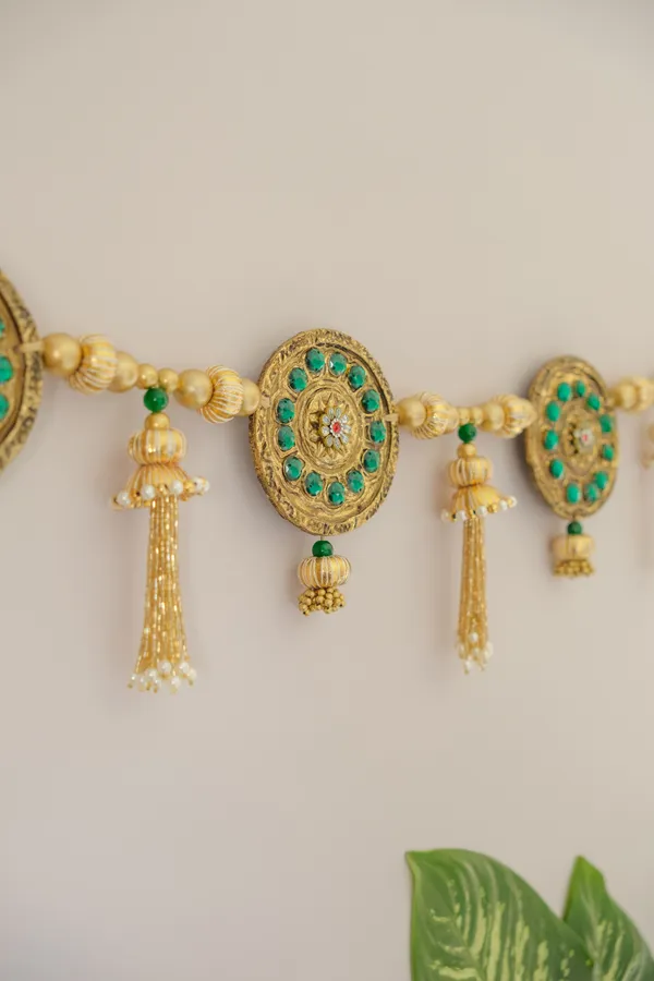 Elegant_48-Inch_Bandhanwar_|_Gold_Plated_Artistic_Door_Hanging_for_Grand_Homes