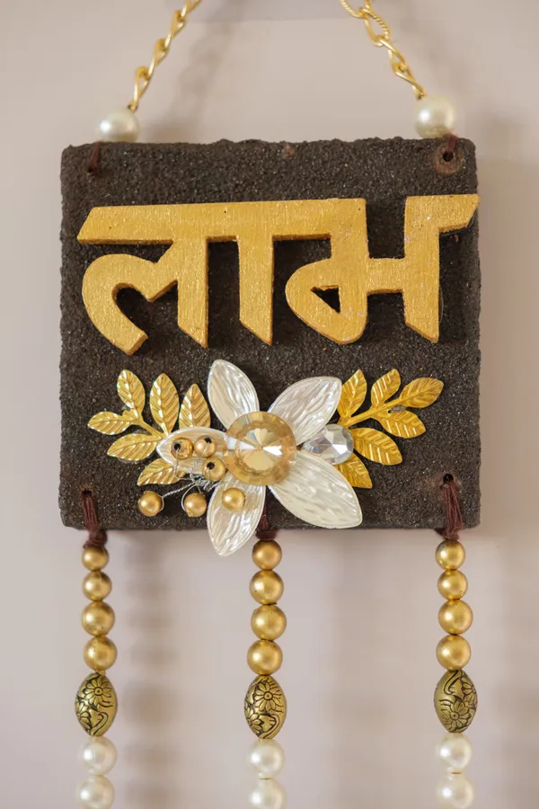 Premium_Festive_Door_Accent_|_Gold_Plated_Must-Have_Side_Hanging_for__Décor