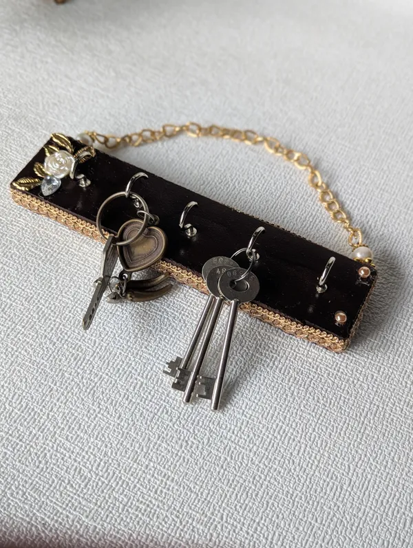 KeyCharm_Luxe_Key_Holder