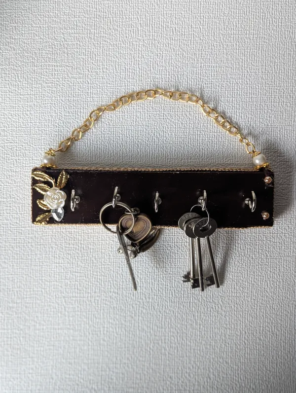 KeyCharm_Luxe_Key_Holder