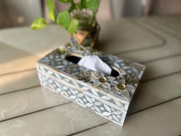 Designer_Ethereal_-_Mother_of_Pearl_-_Tissue_Box
