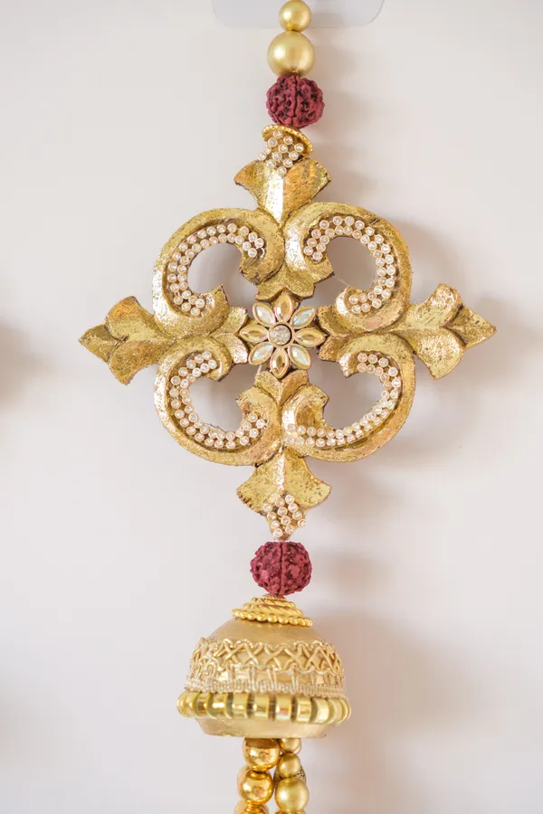 Opulent_Door_Side_Hanging_|_Gold_Plated_Make_a_Grand_Statement_at_Your_Entry