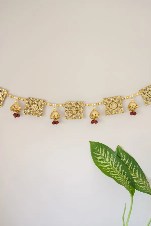 42-Inch_Luxury_Wooden_Toran_|_Gold_Plated_Exquisite_Gift_for_Housewarming