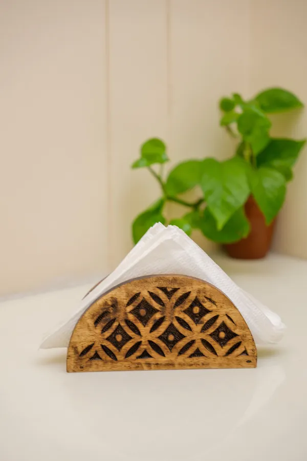 Royal_Floral_Woodwork_-_Tissue_Stand
