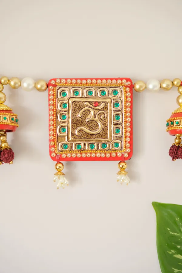 Tanjore_Art_Toran_|_Gold_Plated_48-Inch_Premium_Entry_Hanging_for_Indian_Festivals