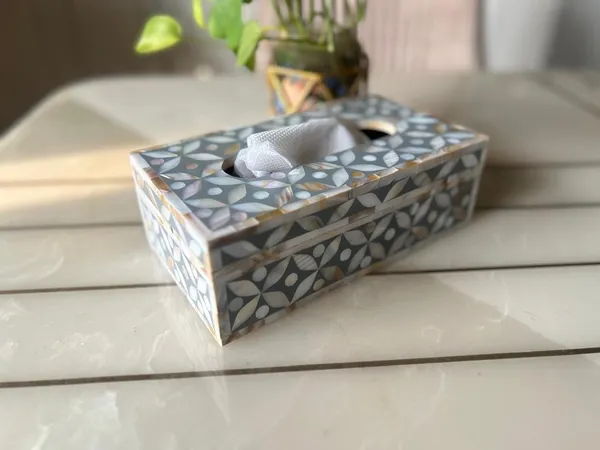 Ethereal_-_Mother_of_Pearl_-_Tissue_Box