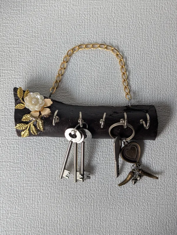 KeyNest_Floral_Wooden_Key_Holder_-_Small