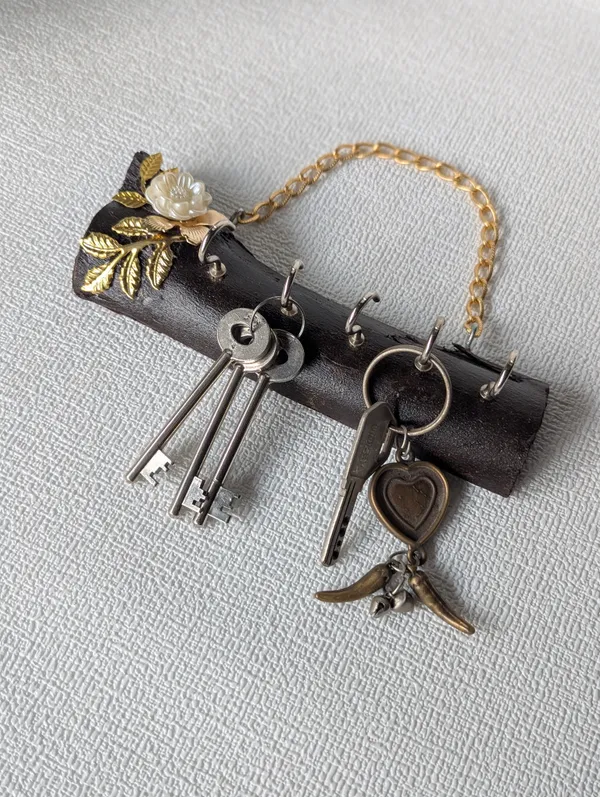 KeyNest_Floral_Wooden_Key_Holder_-_Small
