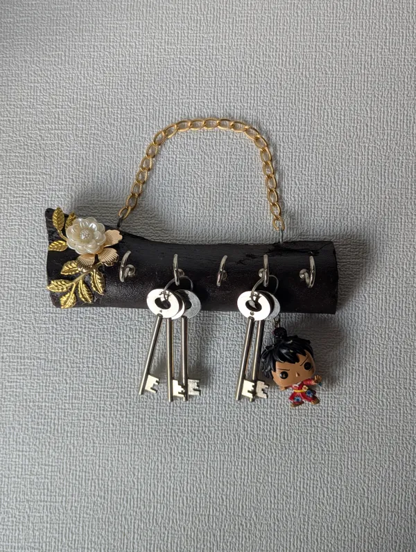 KeyNest_Floral_Wooden_Key_Holder_-_Small