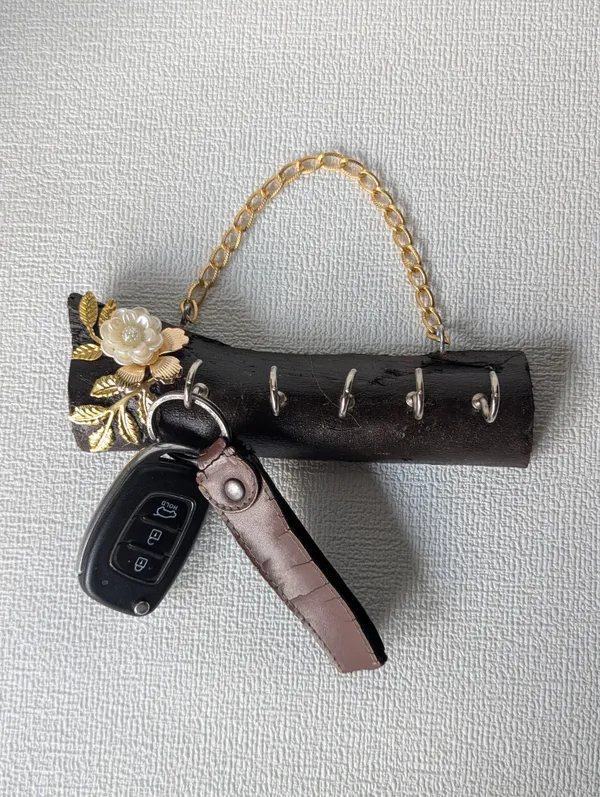 KeyNest_Floral_Wooden_Key_Holder_-_Small