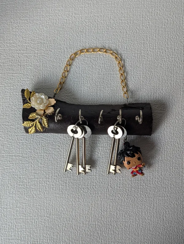 KeyNest_Floral_Wooden_Key_Holder_-_Small