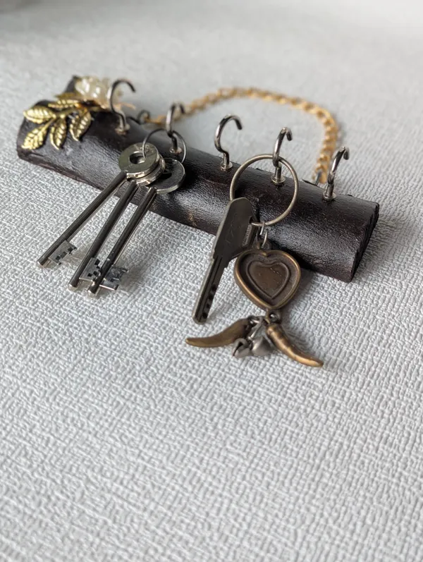 KeyNest_Floral_Wooden_Key_Holder_-_Small