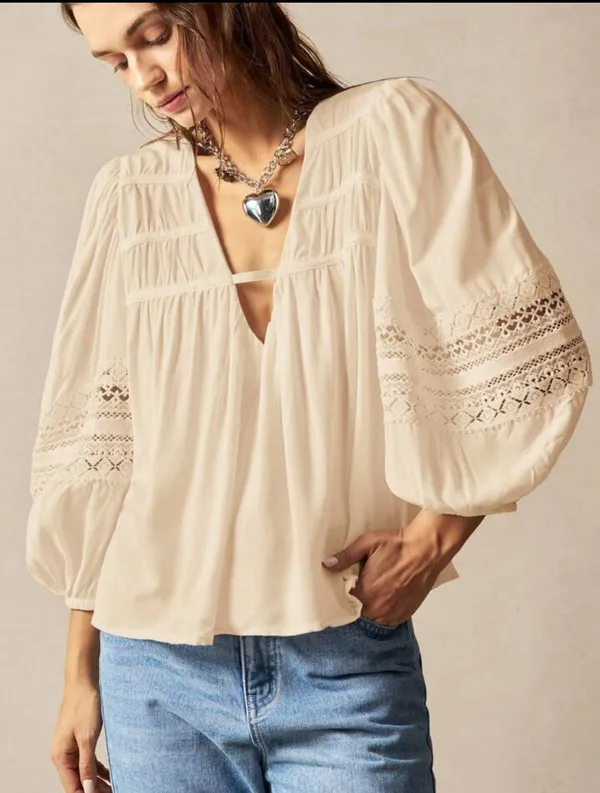 Cotton_Loose_Fit_Top_With_Lace_Details