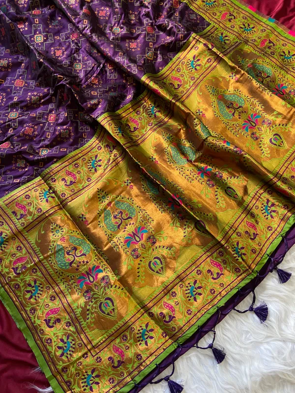 Premium_Soft_Paithani_Silk_sarees_With_Beautiful_Weaving_Pattern_With_Attractive_Rich_Pallu_And_Border_And_Weaving_Blouse_With_Tassels