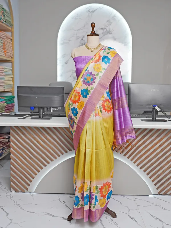 Soft_Tussar_Silk_sarees_with_Beautiful_Digital_Print_With_Attractive_Border_And_Contrast_Print_Blouse_With_Tassels