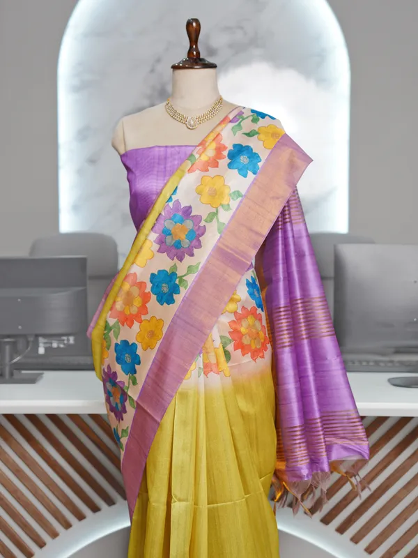 Soft_Tussar_Silk_sarees_with_Beautiful_Digital_Print_With_Attractive_Border_And_Contrast_Print_Blouse_With_Tassels