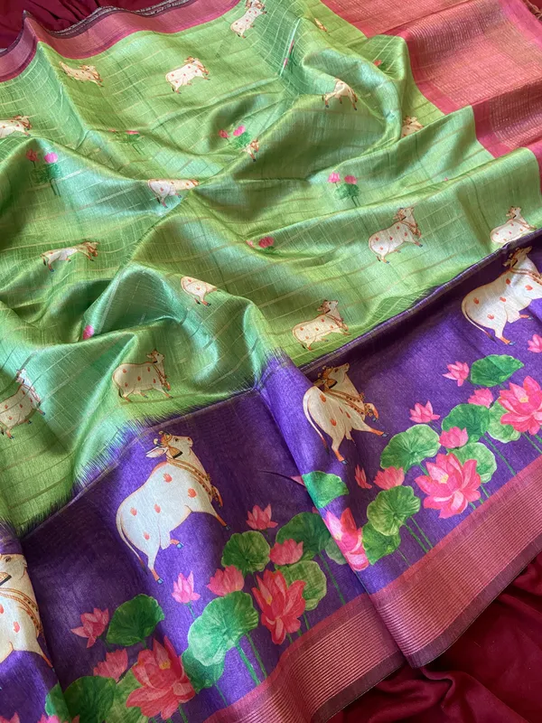 Soft_Semi_Tussar_Silk_sarees_with_Beautiful_Digital_Print_With_Attractive_Border_And_Contrast_Print_Blouse_With_Tassels