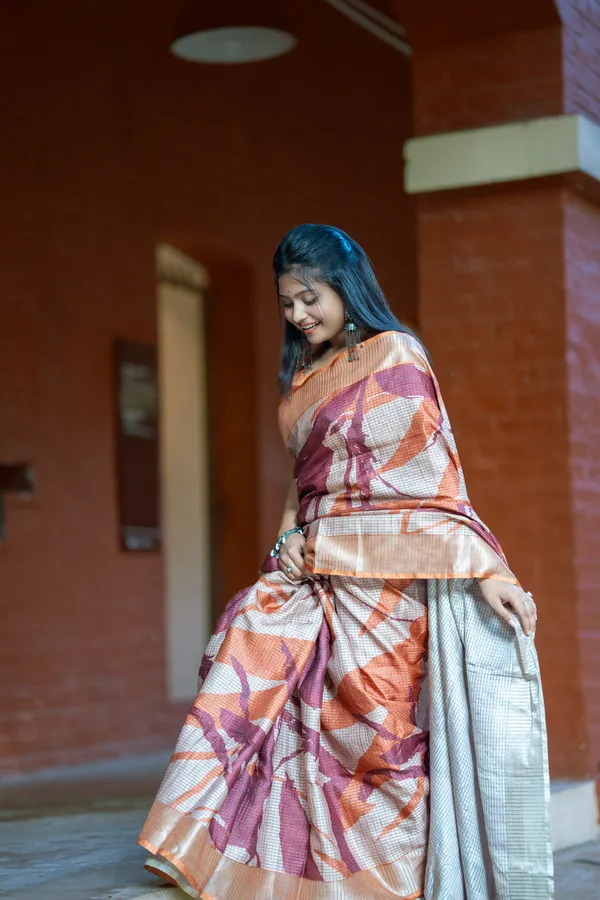 Aarathi_Maroon_&_Yellow_–_Aarti_Glow_Diwali_Special_|_Soft_Tussar_Silk_Saree_with_Digital_Print,_Checks_Design_Saree_&_Digital_Print_Blouse