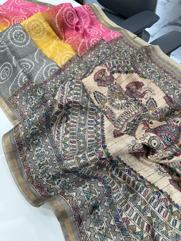 Soft_Semi_Tussar_Silk_sarees_with_Beautiful_Digital_Print_With_Attractive_Border_And_Contrast_Print_Blouse_With_Tassels
