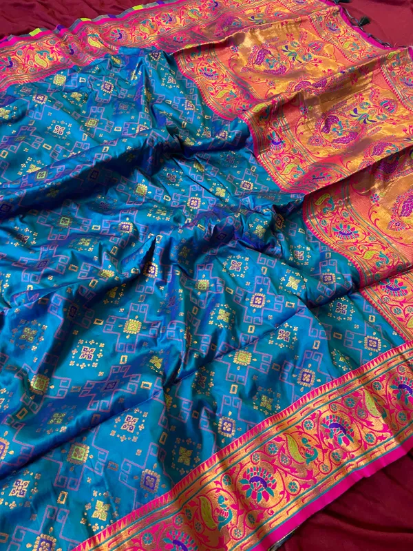 Premium_Soft_Paithani_Silk_sarees_With_Beautiful_Weaving_Pattern_With_Attractive_Rich_Pallu_And_Border_And_Weaving_Blouse_With_Tassels