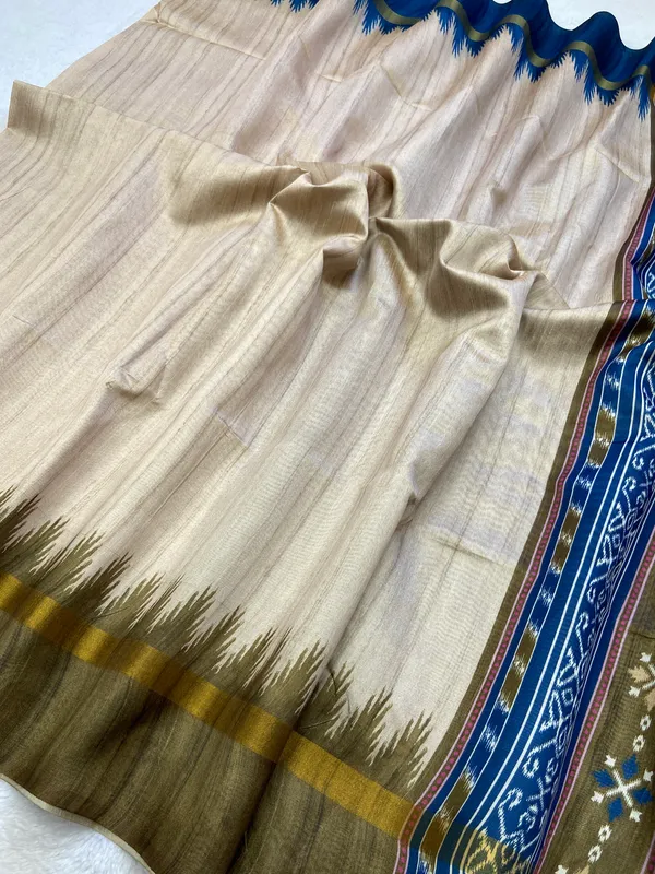 Vamika_Mehendi_Green_&_Blue_–_Divine_Navratri_Special_|_Soft_Tussar_Silk_Saree_with_Print,_Border_&_Contrast_Print_Blouse_with_Tassels