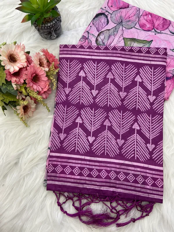 Soft_Kota_sarees_with_Beautiful_Print_With_Attractive_Pallu_And_Contrast_Print_Blouse_With_Tassels
