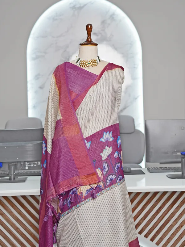 Soft_Tussar_Silk_sarees_with_Beautiful_Digital_Print_With_Attractive_Checks_Design_Saree_And_Digital_Print_Blouse_With_Tassels