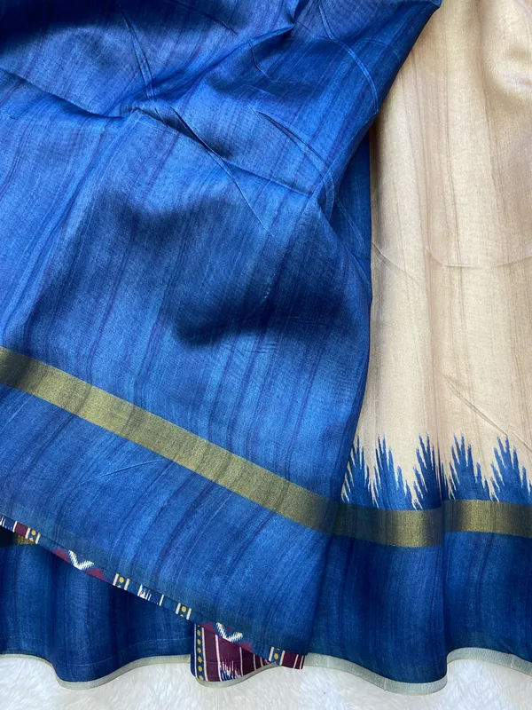 Soft_Tussar_Silk_sarees_with_Beautiful_Print_With_Attractive_Border_And_Contrast_Print_Blouse_With_Tassels