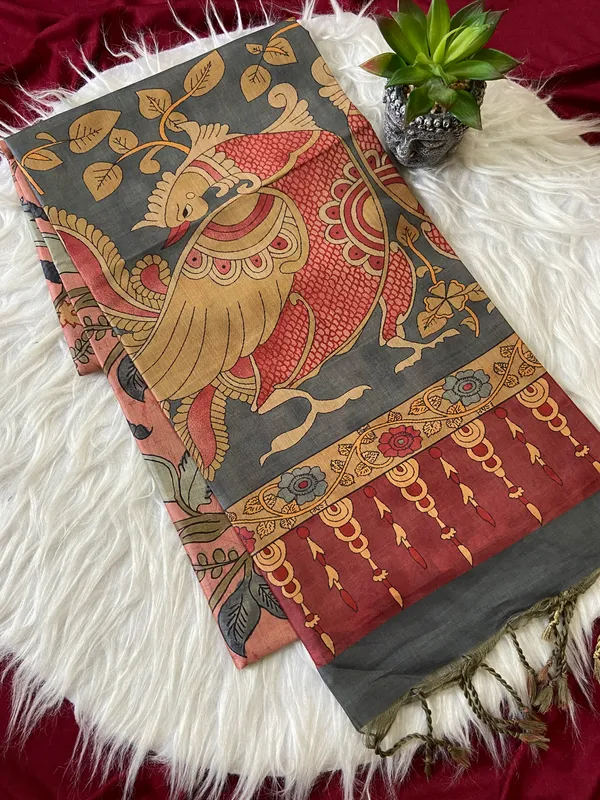 Soft_Tussar_Silk_sarees_with_Beautiful_Digital_Print_With_Attractive_Border_And_Contrast_Print_Blouse_With_Tassels