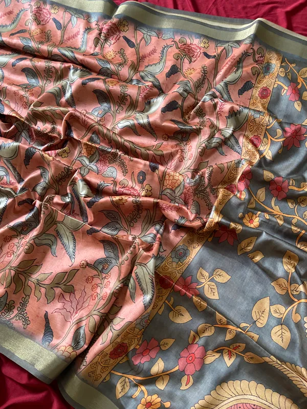 Soft_Tussar_Silk_sarees_with_Beautiful_Digital_Print_With_Attractive_Border_And_Contrast_Print_Blouse_With_Tassels