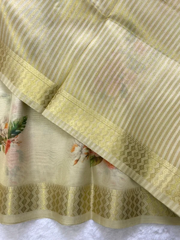 Anvika_Flower_Off_White_–_Diwali_Special_|_Soft_Tissue_Silk_Saree_with_Digital_Print,_Border_&_Rich_Pallu,_Sequence_&_Contrast_Print_Blouse