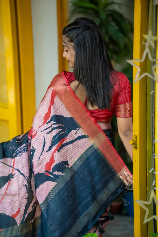 Aarathi_Black_&_Red_–_Aarti_Glow_Diwali_Special_|_Soft_Tussar_Silk_Saree_with_Digital_Print,_Checks_Design_Saree_&_Digital_Print_Blouse_with_Tassels
