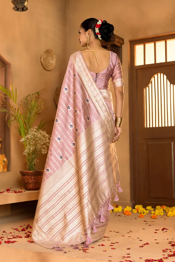 Dhanya_Purple_–_Blessed_Wedding_Special_|_Premium_Soft_Khadi_Linen_Saree_with_Design_Weaving_Pallu,_Traditional_Zari_Weaving_Border