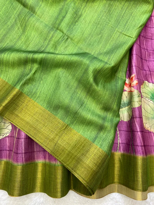Avanti_Wine_–_Regal_Diwali_Special_|_Soft_Tussar_Silk_Saree_with_Print,_Border_&_Contrast_Print_Blouse_with_Tassels
