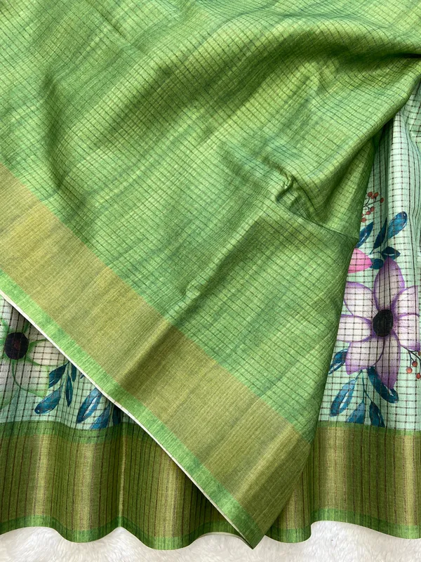 Harshita_Green_–_Joyful_Aesthetic_Edit_for_You_|_Soft_Tussar_Silk_Saree_with_Digital_Print,_Checks_Design_Saree_&_Digital_Print_Blouse_with_Tassels