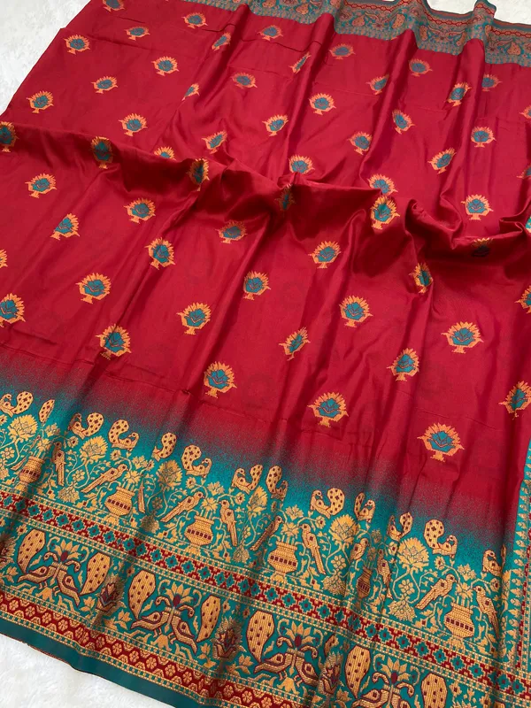 Premium_Soft_Paithani_Silk_sarees_With_Beautiful_Weaving_Pattern_With_Attractive_Rich_Pallu_And_Border_And_Weaving_Blouse_With_Tassels