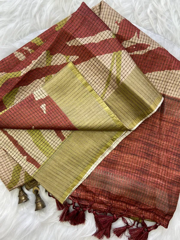 Aarathi_Maroon_&_Green_–_Aarti_Glow_Diwali_Special_|_Soft_Tussar_Silk_Saree_with_Digital_Print,_Checks_Design_Saree_&_Digital_Print_Blouse