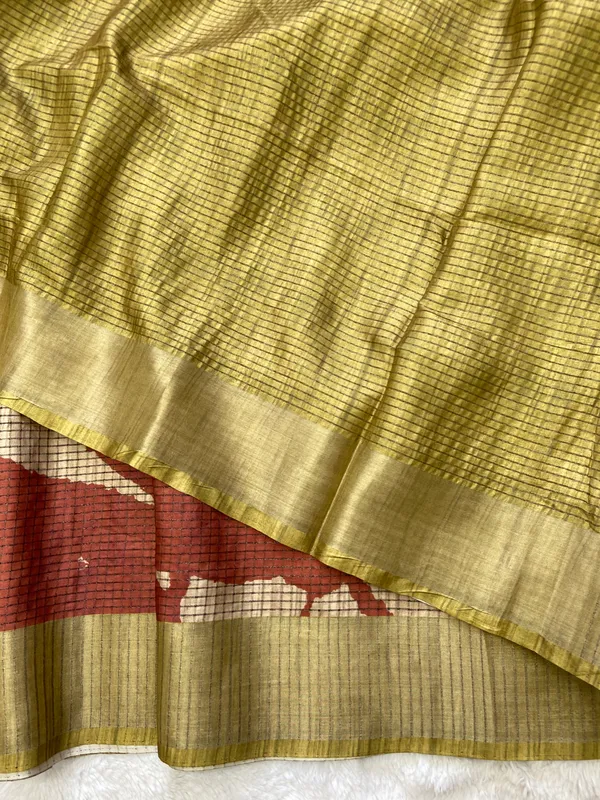 Aarathi_Maroon_&_Green_–_Aarti_Glow_Diwali_Special_|_Soft_Tussar_Silk_Saree_with_Digital_Print,_Checks_Design_Saree_&_Digital_Print_Blouse