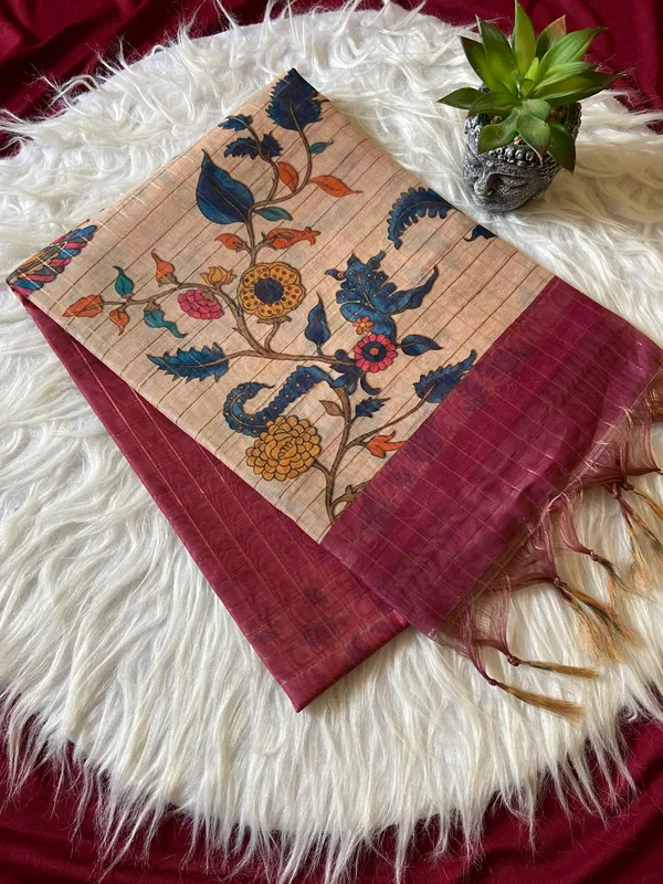 Soft_Semi_Tussar_Silk_sarees_with_Beautiful_Digital_Print_With_Attractive_Border_And_Contrast_Print_Blouse_With_Tassels
