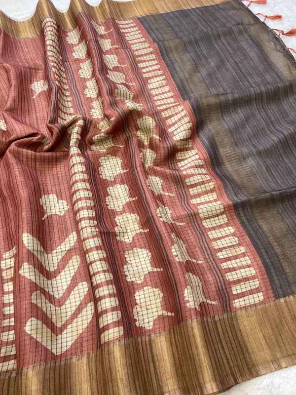 Soft_Tussar_Silk_sarees_with_Beautiful_Digital_Print_With_Attractive_Checks_Design_Saree_And_Digital_Print_Blouse_With_Tassels