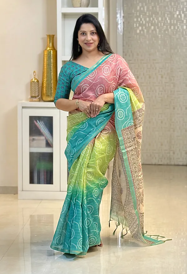 Soft_Semi_Tussar_Silk_sarees_with_Beautiful_Digital_Print_With_Attractive_Border_And_Contrast_Print_Blouse_With_Tassels